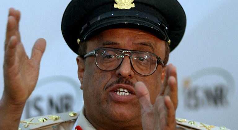 Dubai police chief, Lieutenant General D