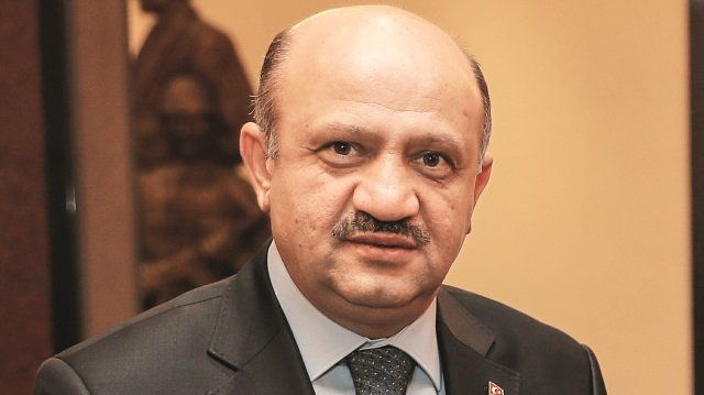 وزير الدفاع التركي: اليونان تعلم جيداً أننا لن نخضع لسياسة الأمر الواقع