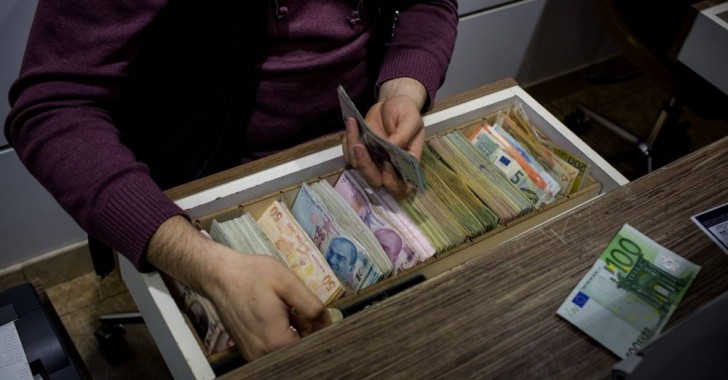 سعر صرف العملات الرئيسية مقابل الليرة التركية اليوم الاثنين 13/11/2017