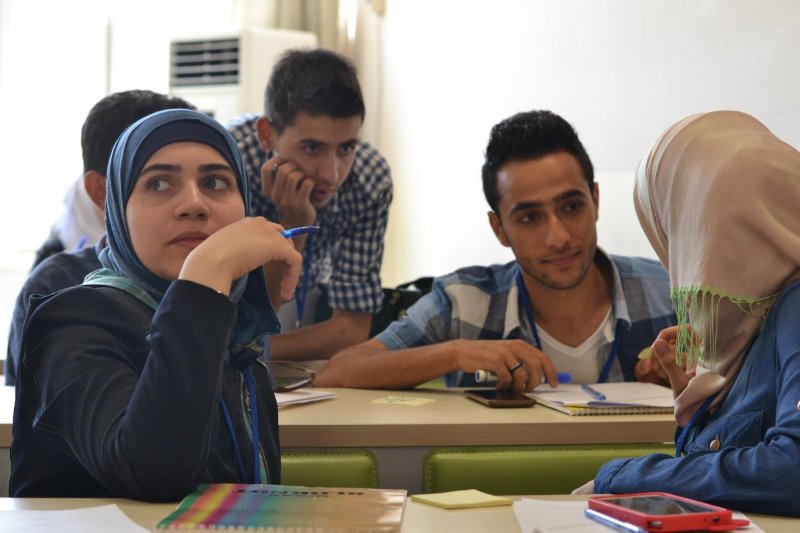 الطلاب السوريون والعرب يؤسسون ”تجمع الطلبة في تركيا”
