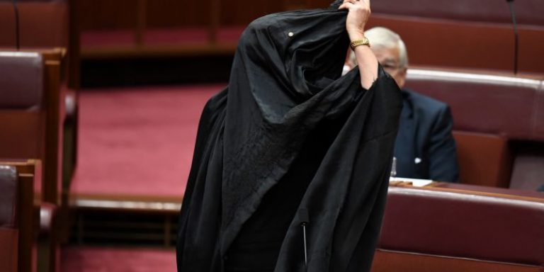 استراليا-734x367