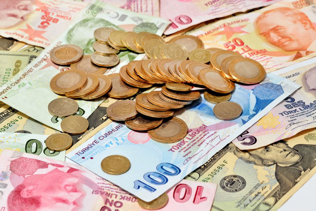 سعر صرف العملات الرئيسية مقابل الليرة التركية اليوم الأربعاء 08/11/2017
