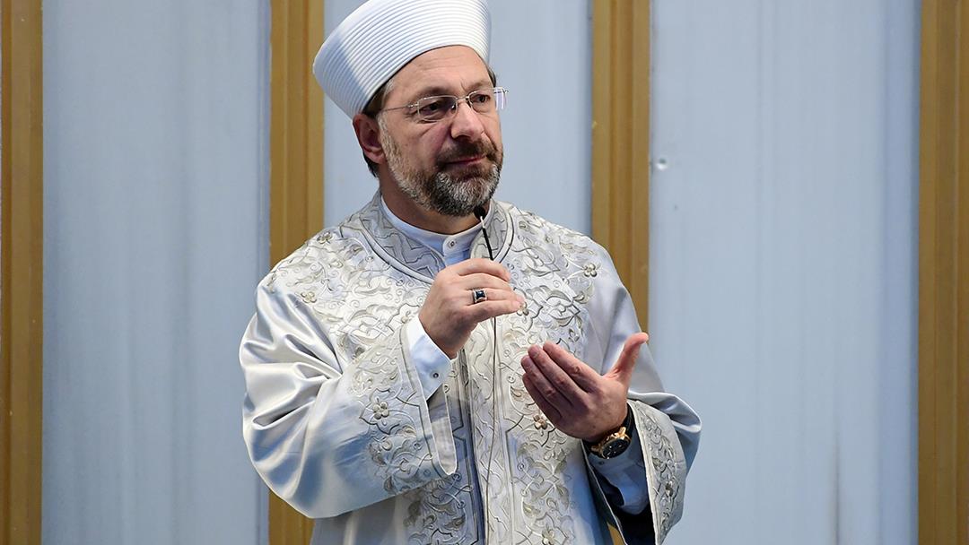 رئيس الشؤون الدينية التركي: سيدنا محمد هو مثل الشباب الأعلى