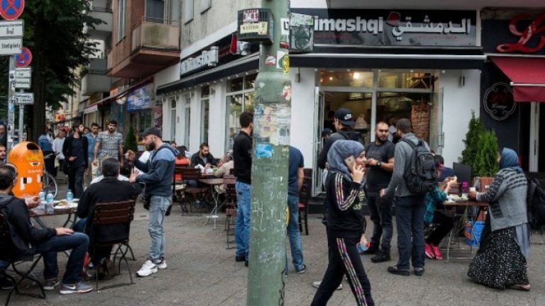 auf-der-sonnenallee-haben-sich