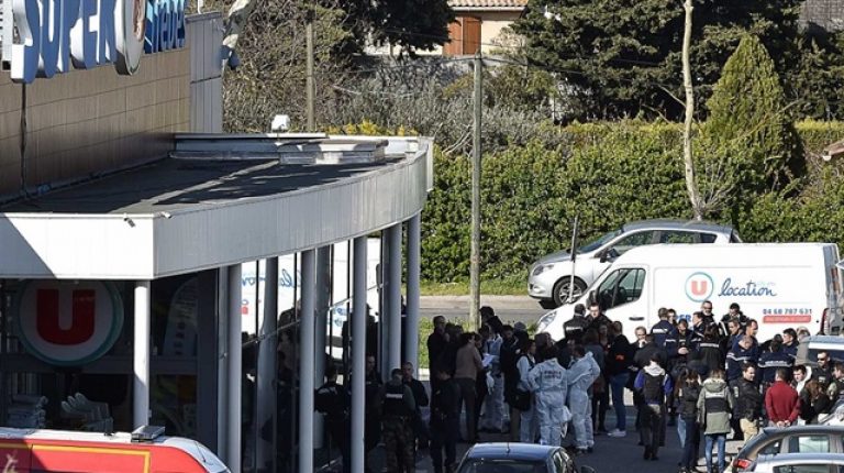 resized_f8eca-43b04abafrance_supermarket_terror_attack_gi[1]