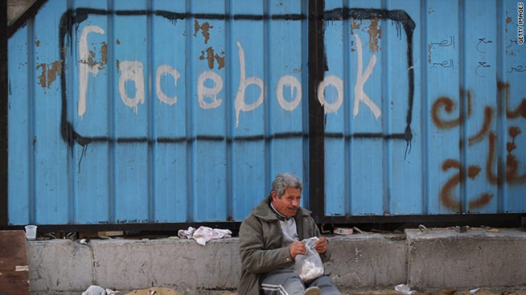 t1larg.facebook.egypt.name[1]