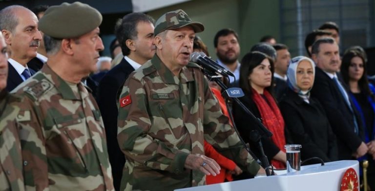 أردوغان البدلة العسكرية - الزي العسكري