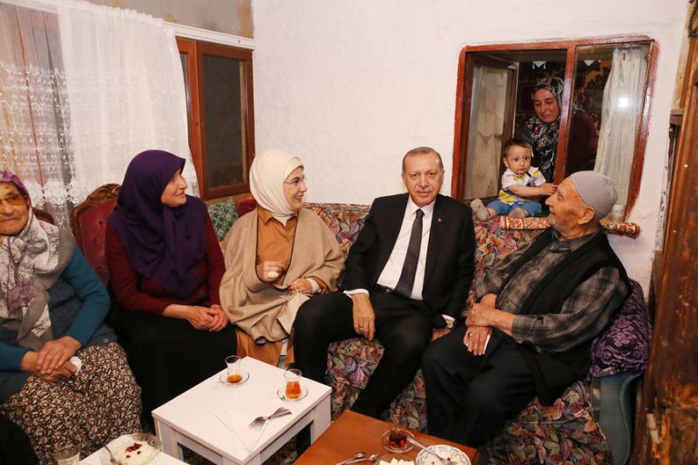 New-folder-2-2Ferdogan-iftar221[1]
