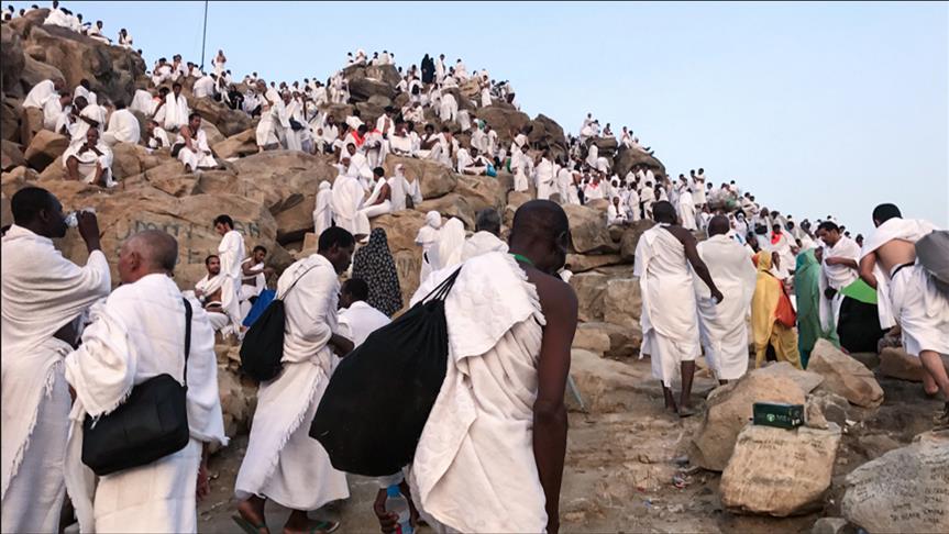 السعودية تحرم ملايين الفلسطينيين من القيام بمناسك الحج والعمرة