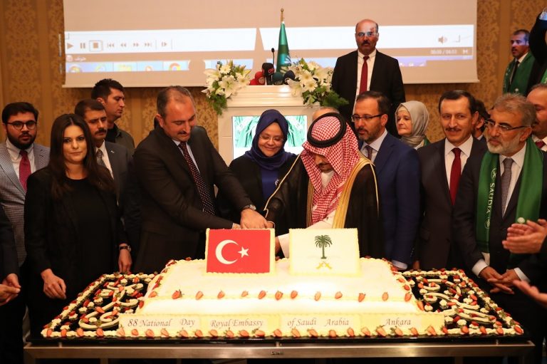 وزير العدل التركي: العلاقات بين أنقرة والرياض في تطور مستمر