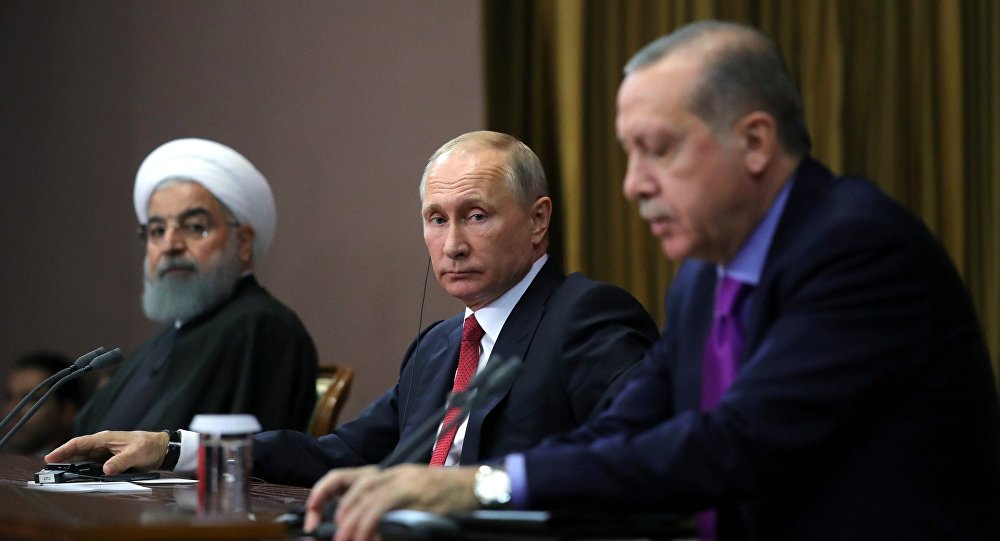 خلال “قمة سوتشي”.. “أردوغان” يوجِّه طلبًا حاسمًا إلى “روحاني” و”بوتين” بشأن إدلب