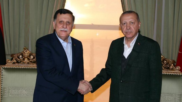 أردوغان يلتقي السرّاج