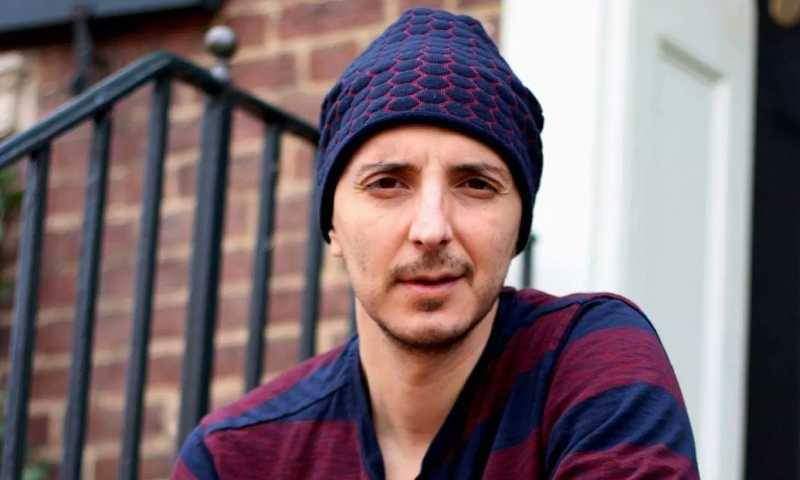 الفنان السوري المحبوب محمد أوسو يعود بمفاجأة لعشاقه (فيديو)