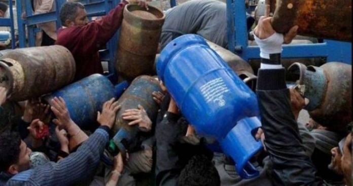 العقوبات في إيران والطوابير في سوريا!