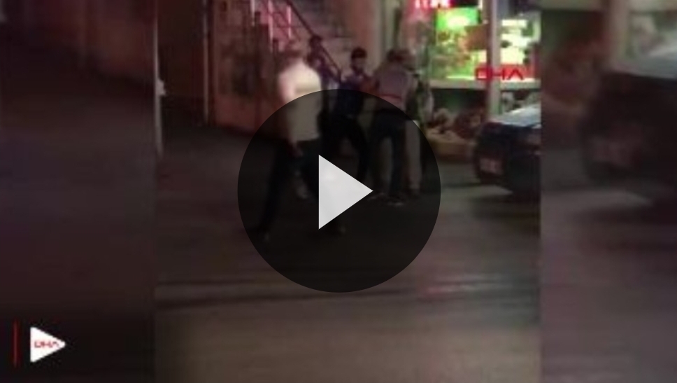 ضرب حتى الموت بين سوريين في إسطنبول (فيديو)