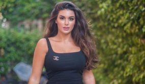 ياسمين صبري تتلقى أغرب هدية في عيد الأم… فيديو