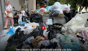 رغم غياب الإضراب… شوارع إزمير تتحول إلى مكب نفايات (فيديو صادم!)