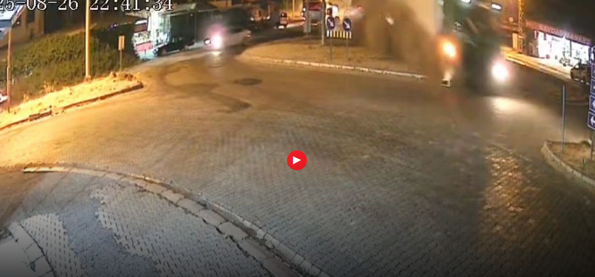 ببرودة أعصاب نادرة… سائق شاحنة يتفادى كارثة في إيلازيغ (فيديو)