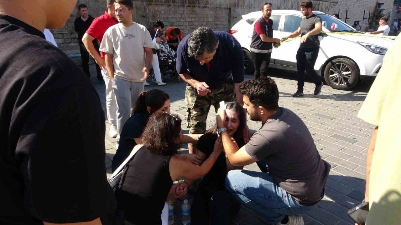 حادث غير متوقع وسط اسطنبول!… إصابة 4 من رجال الشرطة خلال دورية أمنية (فيديو)