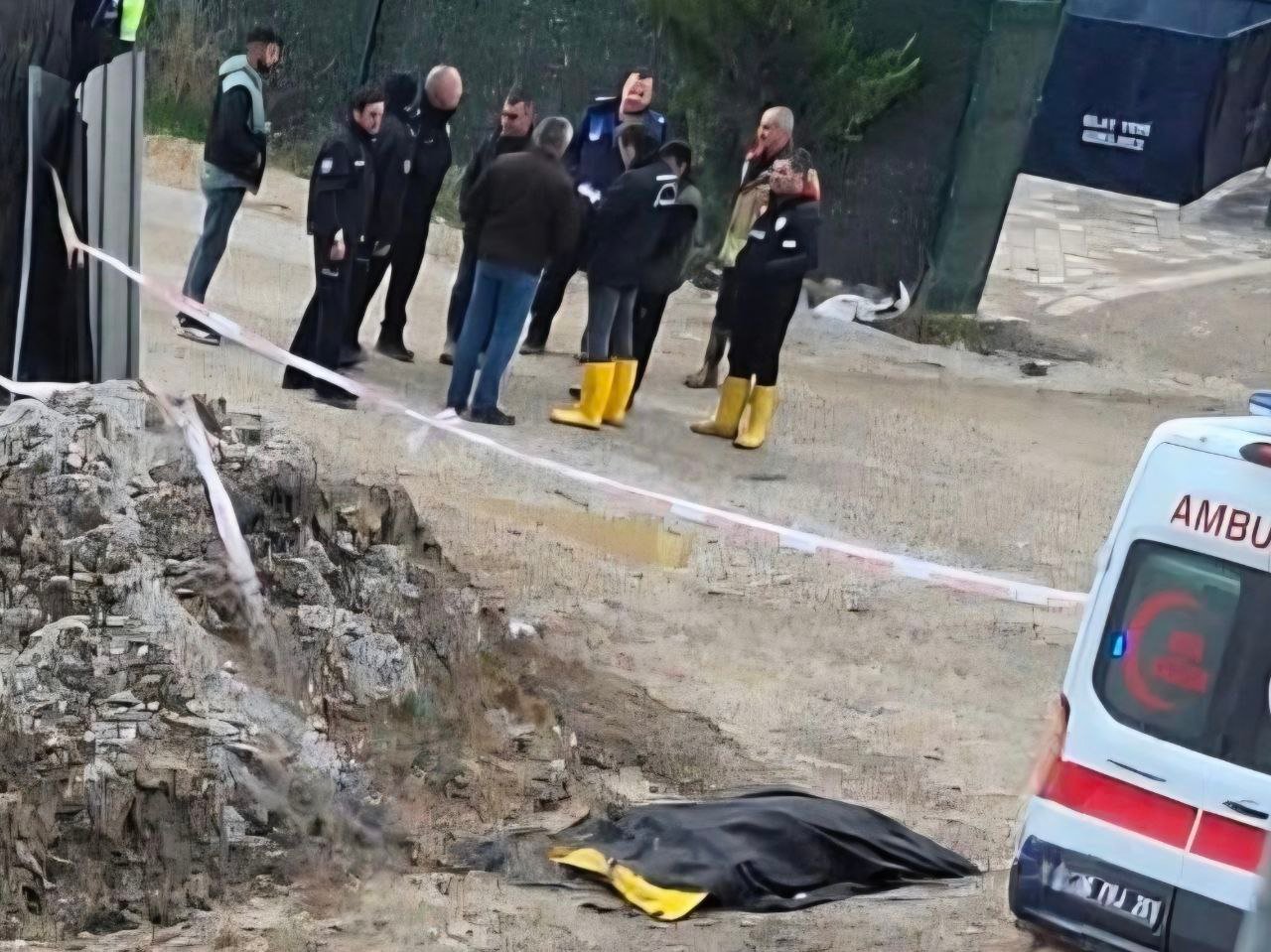 وفاة عامل سوري في حادث انهيار موقع بناء بالعاصمة التركية أنقرة (صورة)