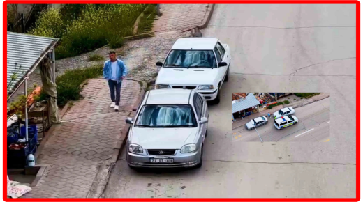 تركيا | شاهد حاجز الشرطة فحاول خداعهم.. وعندما عاد إلى سيارته وجدهم بانتظاره (فيديو)