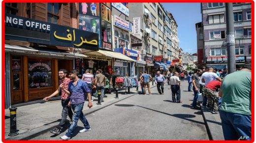 هل يحلّ الفلسطينيون مكان السوريين في تركيا؟ وزير الداخلية يصرّح