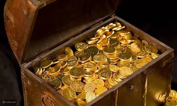 رجل يعثر على قطعة ذهب خام تقدر قيمتها بمئات آلاف دولار !