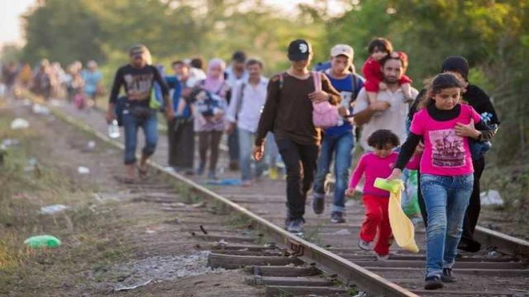 عاجل: سلوفينيا تفتح أبوابها أمام اللاجئين السوريين والعراقيين والمزيد في التفاصيل