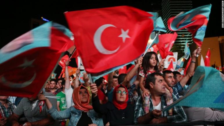 عاجل: الشعب التركي يقول نعم للتعديلات الدستورية