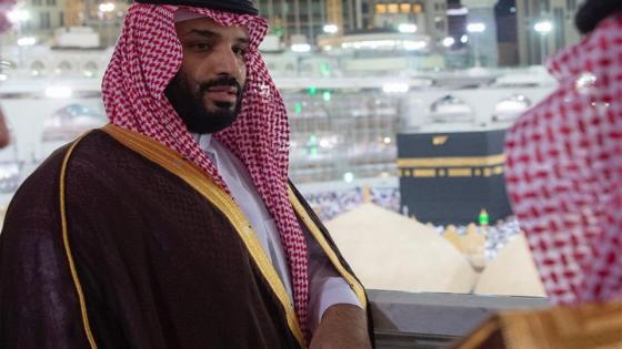 محمد بن سلمان في الكعبة