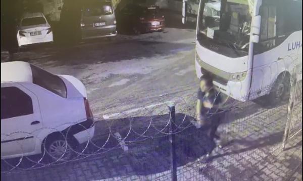 بالفيديو: أم ترمي بطفلها في حاوية قمامة بولاية إسطنبول