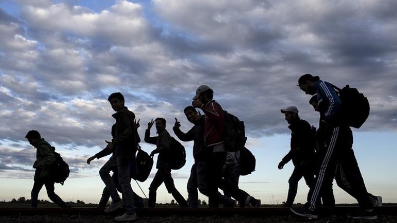 الخارجية التركية: تركيا قد تلغي اتفاقها مع أوروبا بخصوص اللاجئين
