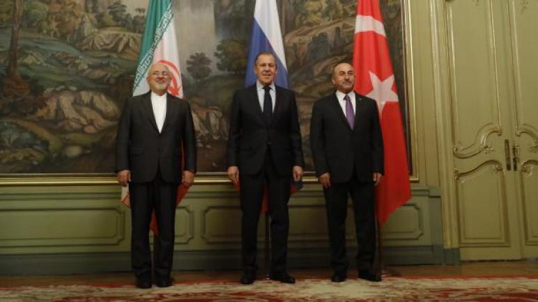 اجتماع لوزراء خارجية تركيا وروسيا وإيران في موسكو لبحث عملية الانتقال السياسي في سورية