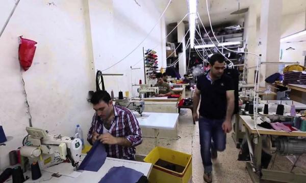 تقرير يكشف معاناة الشباب السوريين في سوق العمل (فيديو)