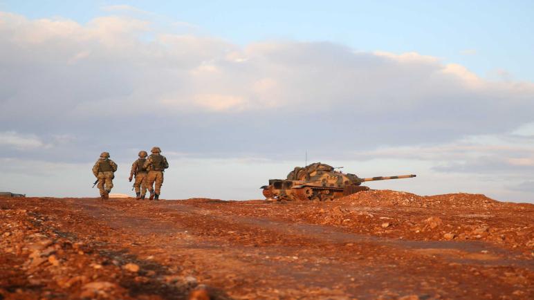 “ب ي د” الإرهابيّ يقصف من منبج مواقع للجيش التركي بالباب