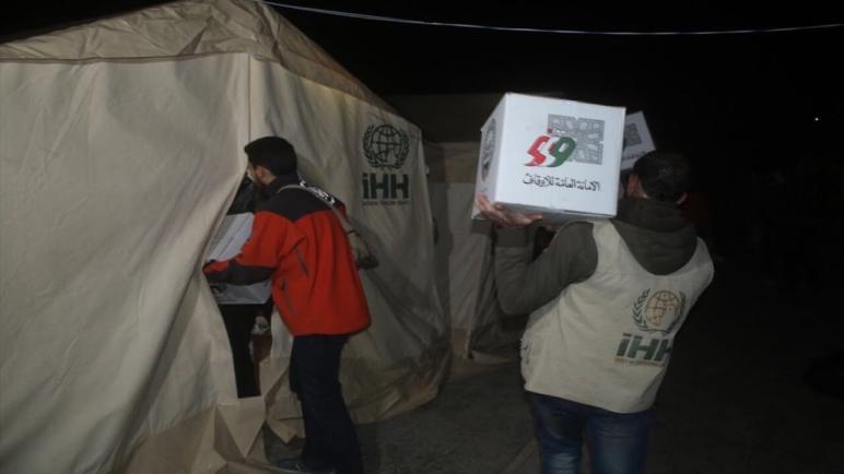 الإغاثة التركية تقدم مساعدات إنسانية لنازحي مضايا والزبداني