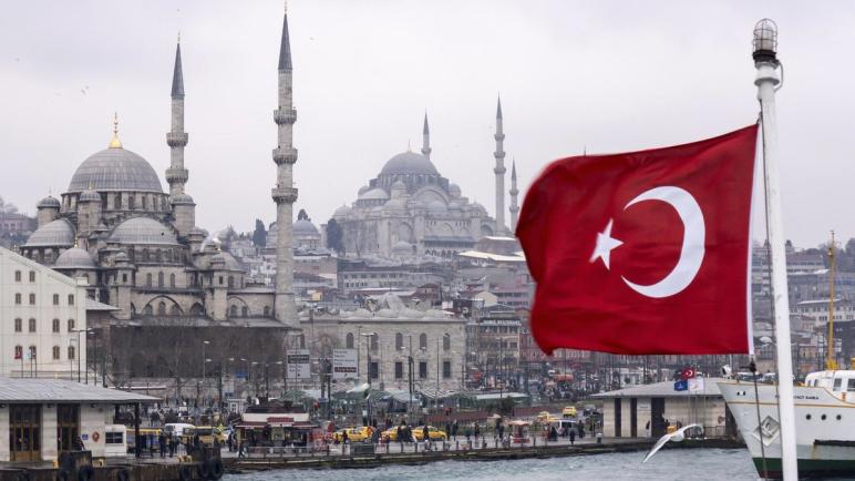 الحكومة التركية تقرر تمديد حالة الطوارئ في البلاد لمدة 3 شهور