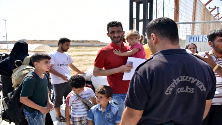 وزارة الداخلية التركية: تزايد مستمر في أعداد السوريين العائدين طوعاً وتكشف عن الأرقام الجديدة
