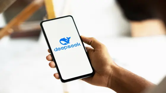 تطبيق DeepSeek ثورة في عالم البحث الذكي والذكاء الاصطناعي