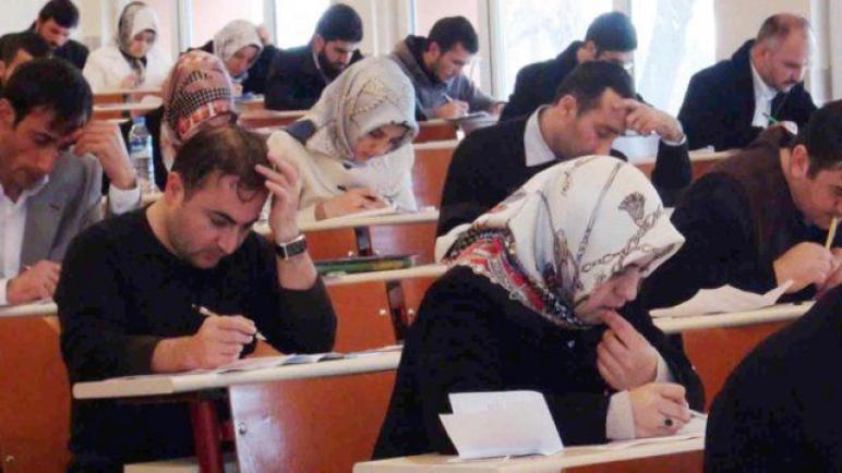 صدور نتائج امتحان الدورة الثانية للتعليم المفتوح في تركيا