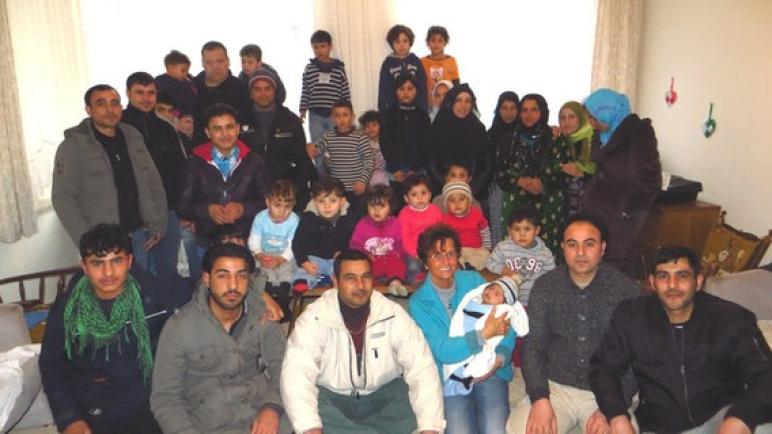 عائلة سورية مؤلفة من 36 فرداً تستقر في ألمانيا