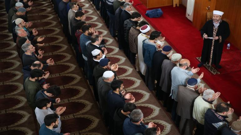 مواعيد صلاة عيد الأضحى في المدن التركية 2025