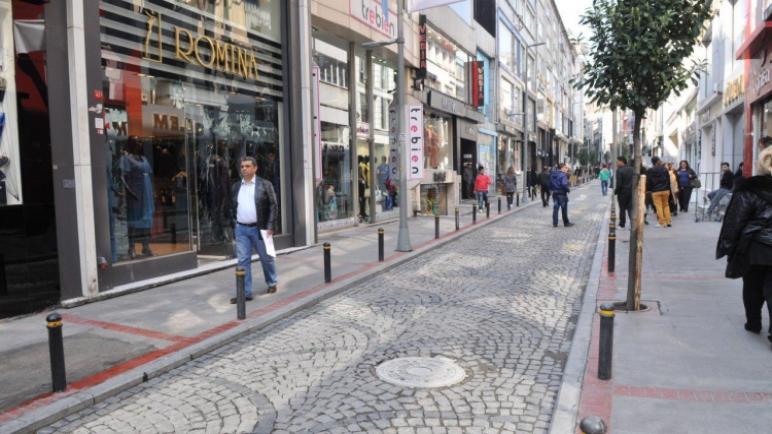 السوريون ينعشون الأسواق التجارية في اسطنبول