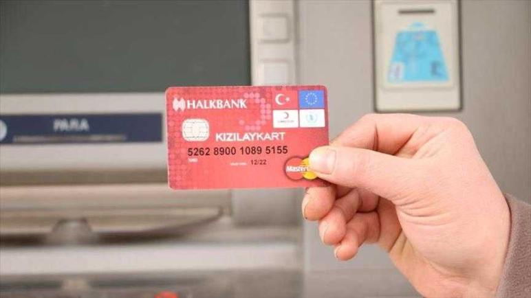 150 ألف سوري في تركيا تقدموا على بطاقات الدعم المالي حتى اليوم