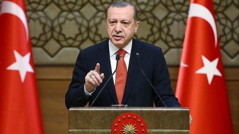 أردوغان: من ينتظر منّا الصمت إزاء تأسيس دولة إرهابية على حدودنا يجهلنا