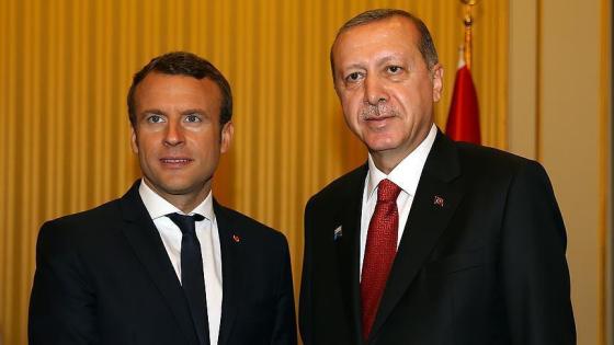 أردوغان يلتقي ماكرون في بروكسل
