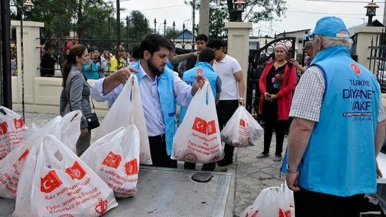 “وقف الديانة” التركي يوزع لحوم 100 أضحية بمقدونيا