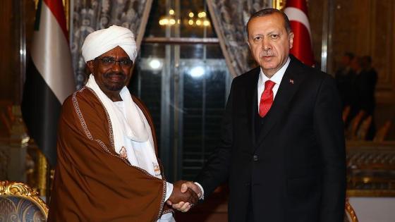 أردوغان مغرداً من الخرطوم .. وهذا ما قاله عن موقف السودان من المحاولة الانقلابية